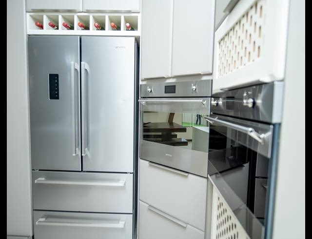 4.5 BEDROOM FREESTANDING FOR SALE IN CRYSTAL PARK
